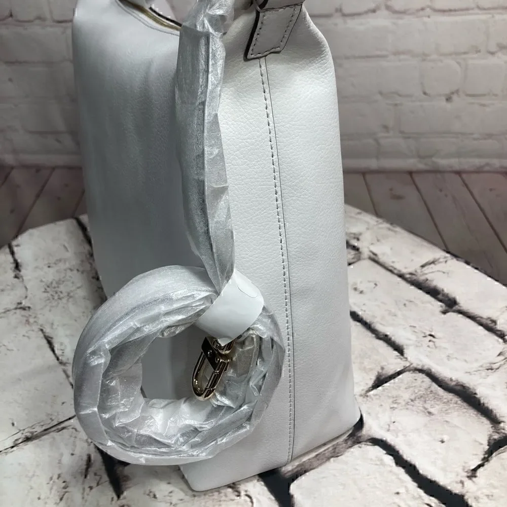 KATE SPADE GREENE STREET KAIA (white dove) Perfect bag Travel Bag! Holds a lot